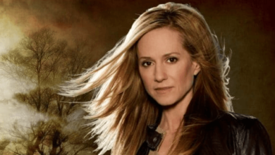 Holly Hunter Net Worth