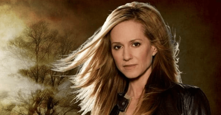 Holly Hunter Net Worth