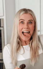 Jane Williamson Net Worth